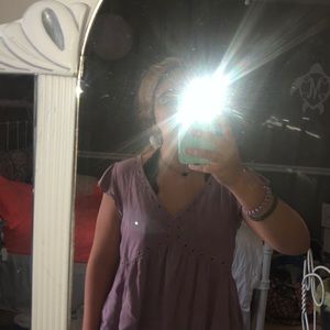 Aėropostal purple flowy short sleeve top